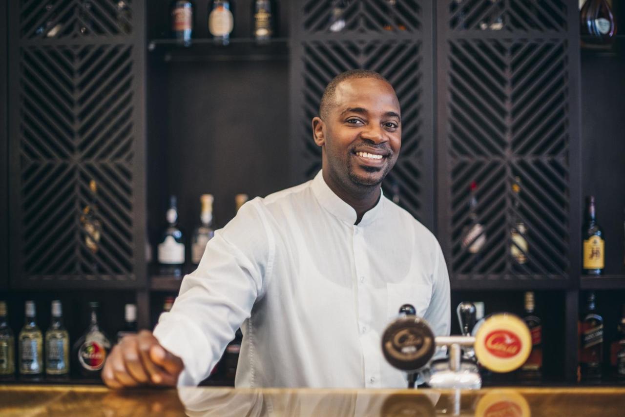 Hotel Tropico Luanda Luaran gambar